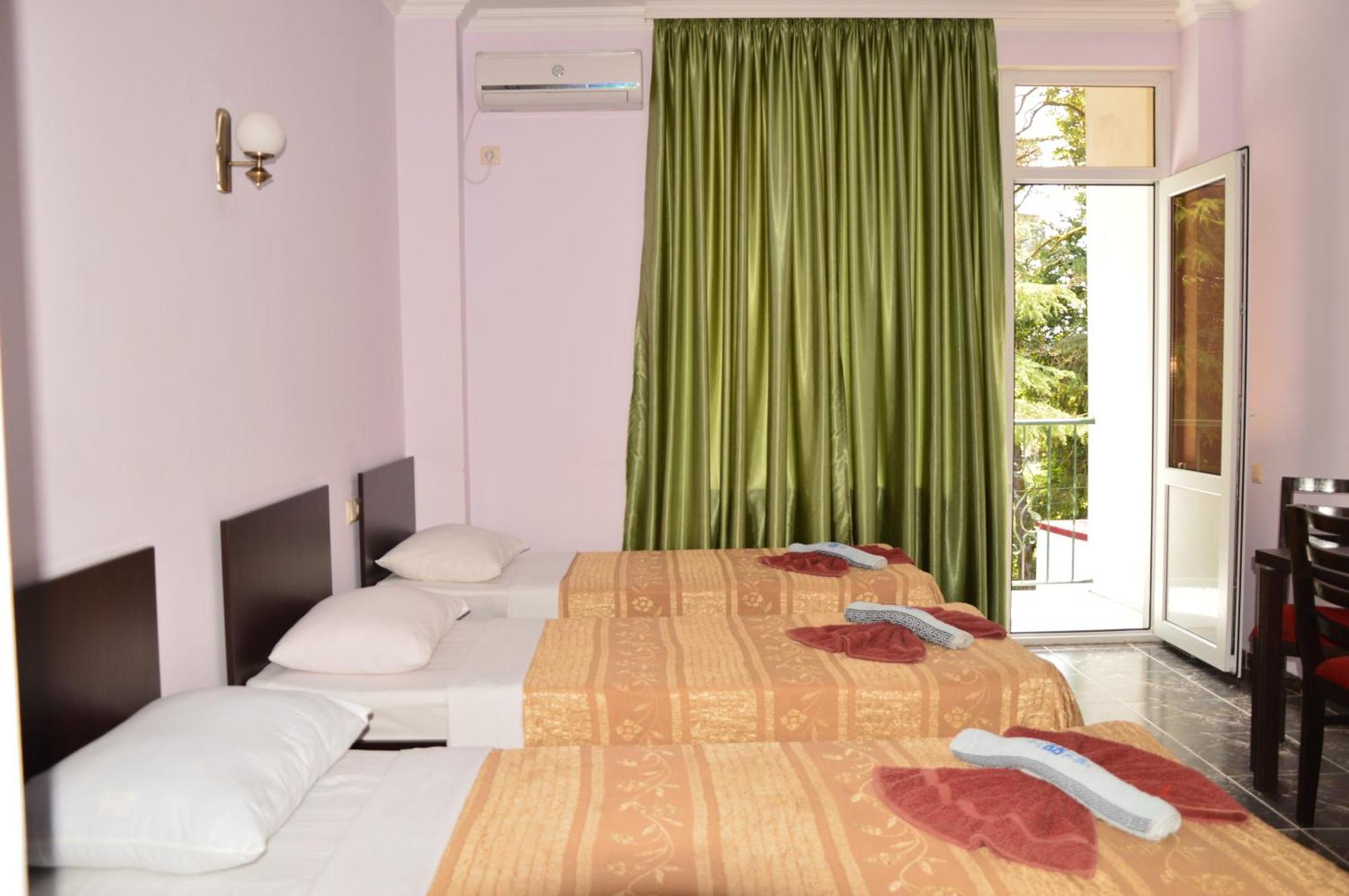 Golden Fleece Hotel Ureki Rom bilde