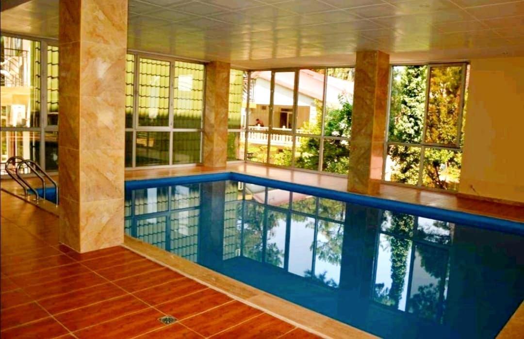 Golden Fleece Hotel Ureki Eksteriør bilde
